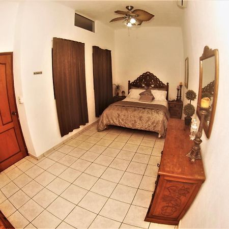 Hostal Casa Blanca Comala エクステリア 写真