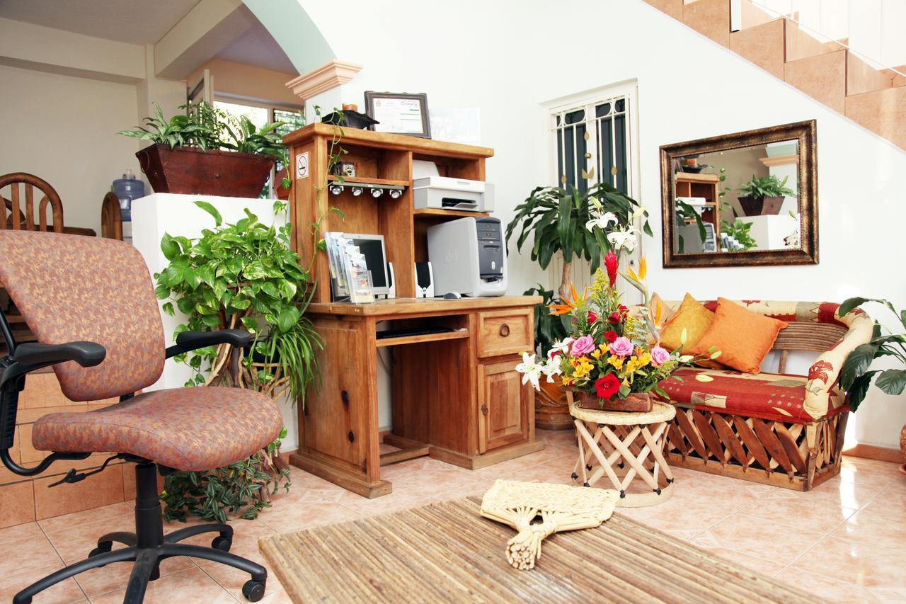 Hostal Casa Blanca Comala エクステリア 写真