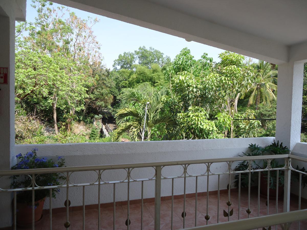Hostal Casa Blanca Comala エクステリア 写真