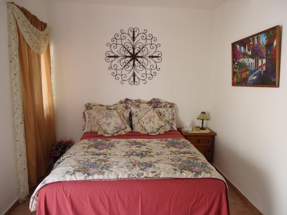 Hostal Casa Blanca Comala エクステリア 写真